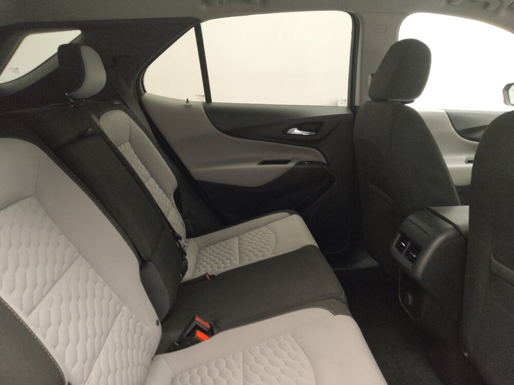 2018 Chevrolet Equinox in Midlothian, IL 60445 - 18099892 19