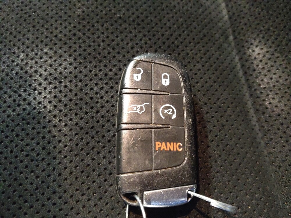 2018 Jeep Grand Cherokee in Knoxville, TN 37923 - 18099893 32