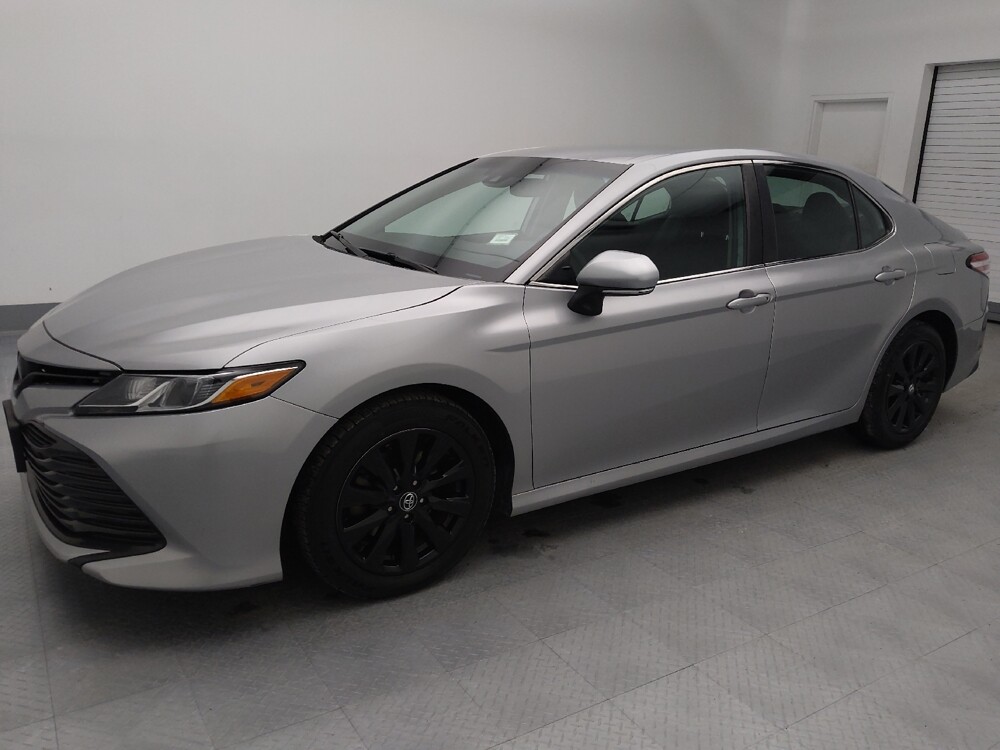 2019 Toyota Camry in Gladstone, MO 64118 - 18099895 2