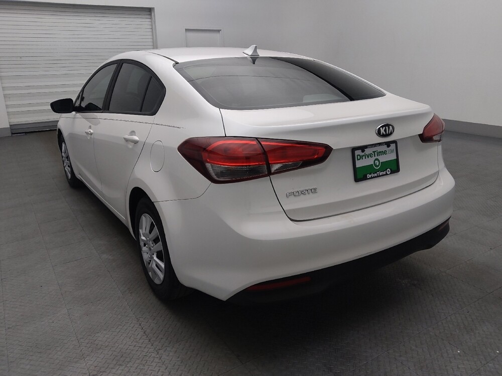 2017 Kia Forte in Sanford, FL 32773 - 18099896 5