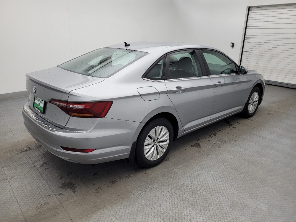 2019 Volkswagen Jetta in Winston-Salem, NC 27103 - 18099899 10