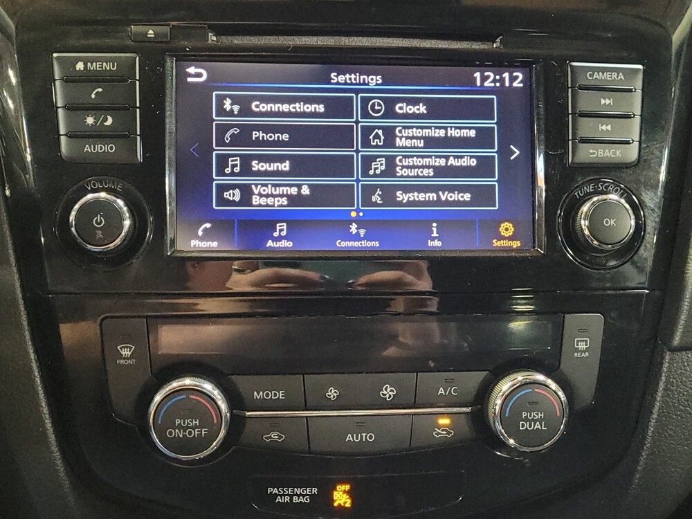 2019 Nissan Rogue in Montclair, CA 91763 - 18099901 25