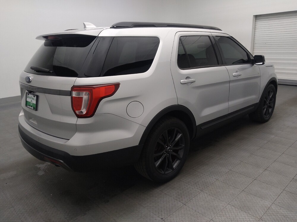 2017 Ford Explorer in Jacksonville, FL 32225 - 18099903 10