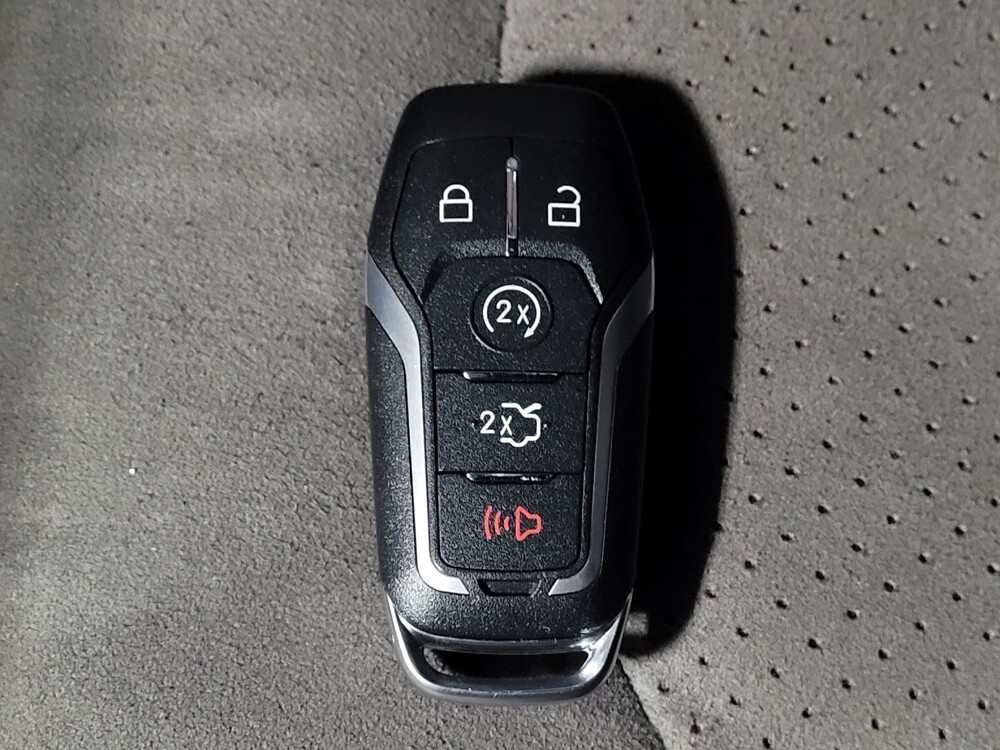 2017 Ford Explorer in Jacksonville, FL 32225 - 18099903 32