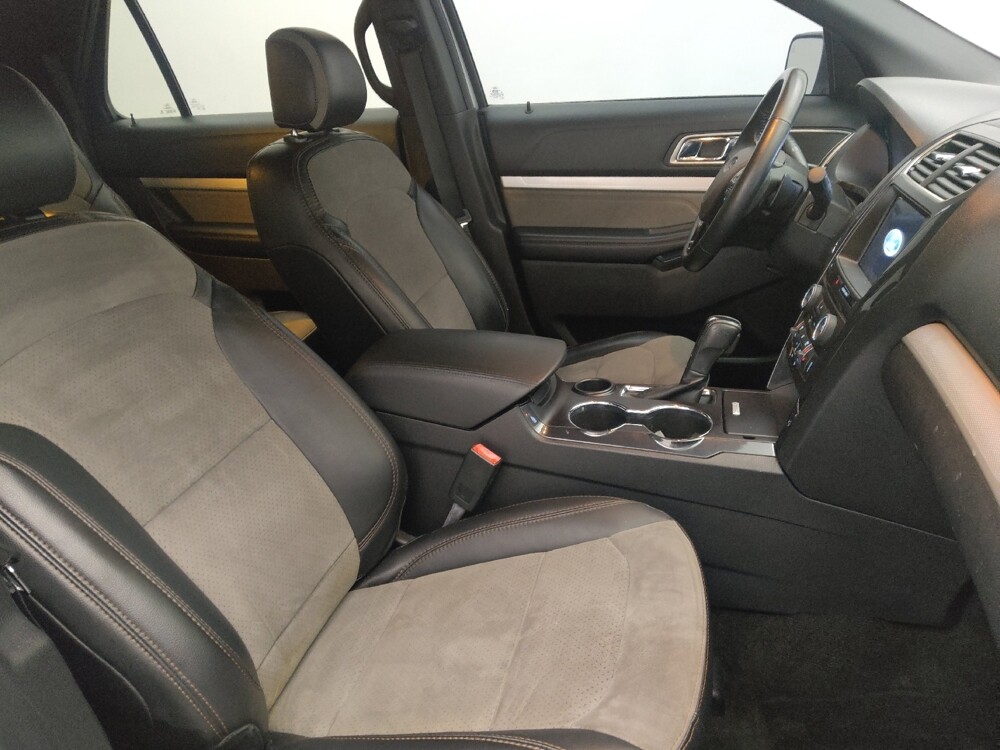 2017 Ford Explorer in Jacksonville, FL 32225 - 18099903 21
