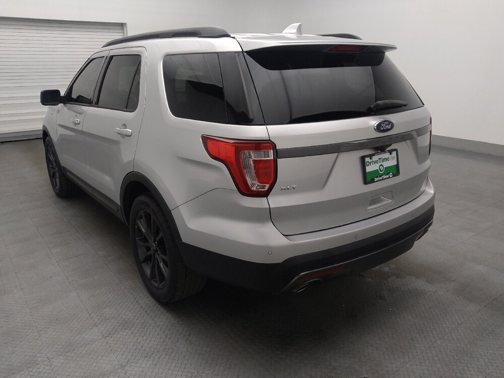 2017 Ford Explorer in Jacksonville, FL 32225 - 18099903 5