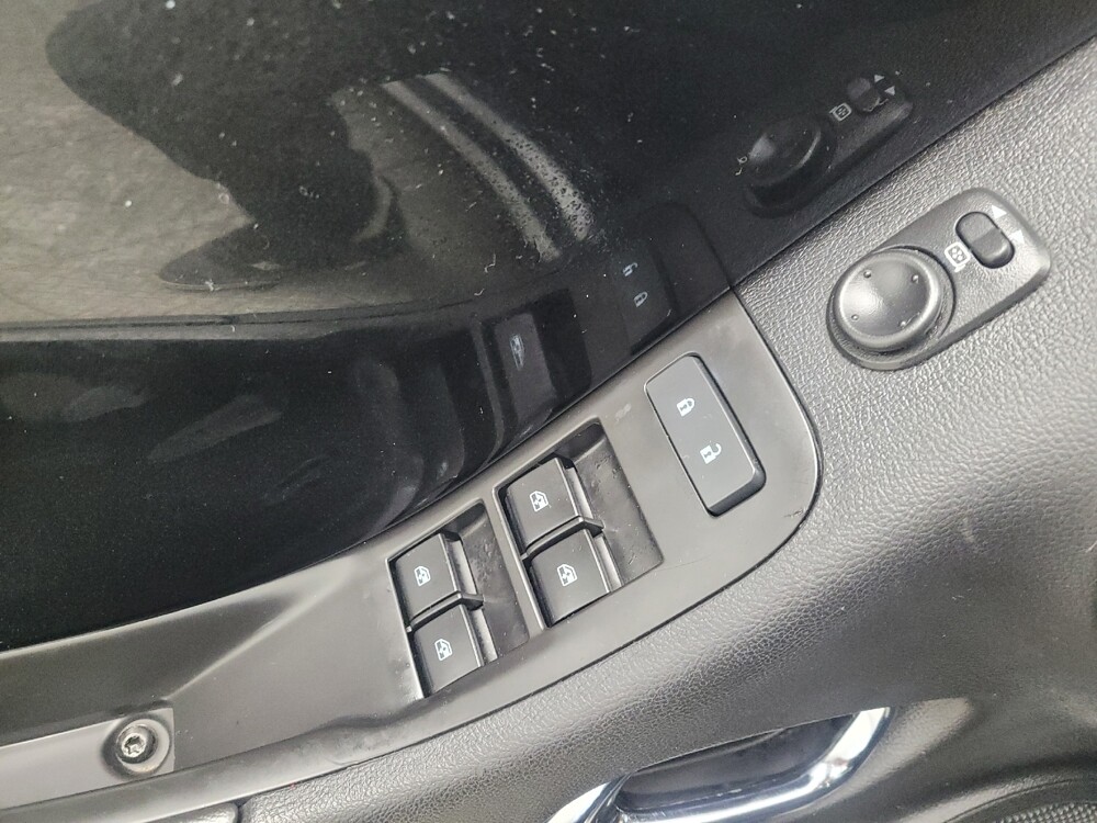 2015 Chevrolet Camaro in Huntsville, AL 35816 - 18099904 27