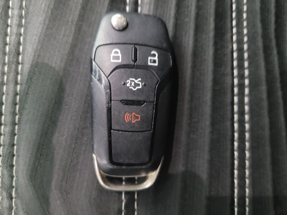 2016 Ford Fusion in Huntsville, AL 35816 - 18099905 32