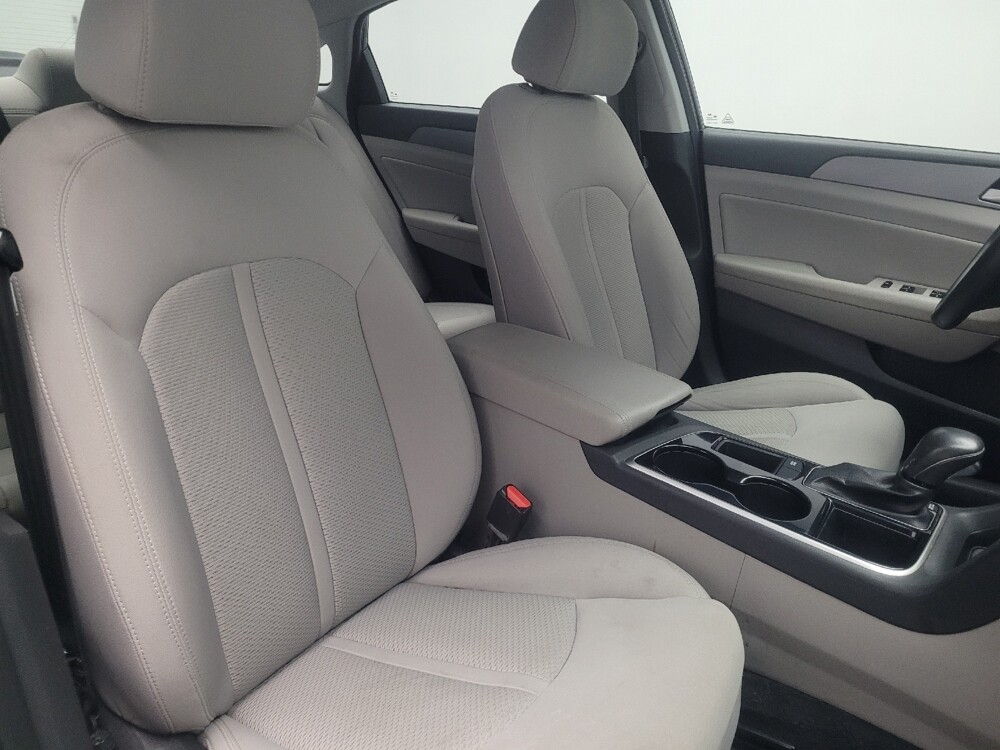 2018 Hyundai Sonata in Knoxville, TN 37923 - 18099906 21