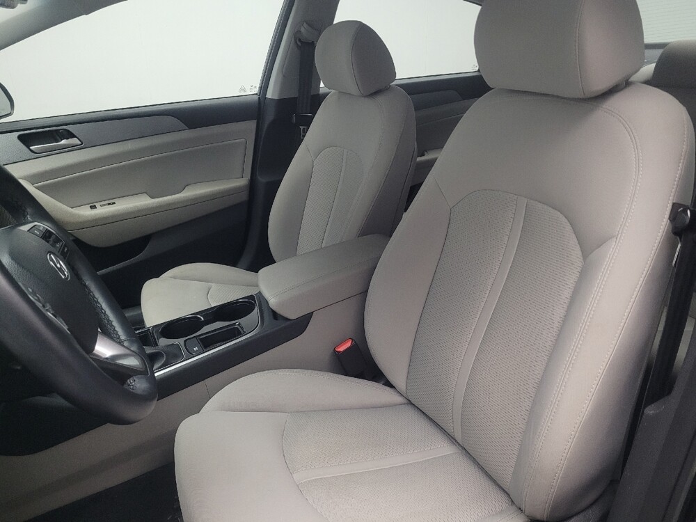 2018 Hyundai Sonata in Knoxville, TN 37923 - 18099906 17