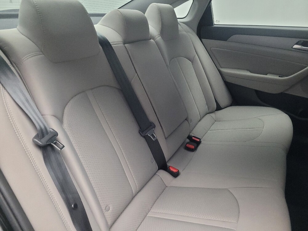 2018 Hyundai Sonata in Knoxville, TN 37923 - 18099906 19