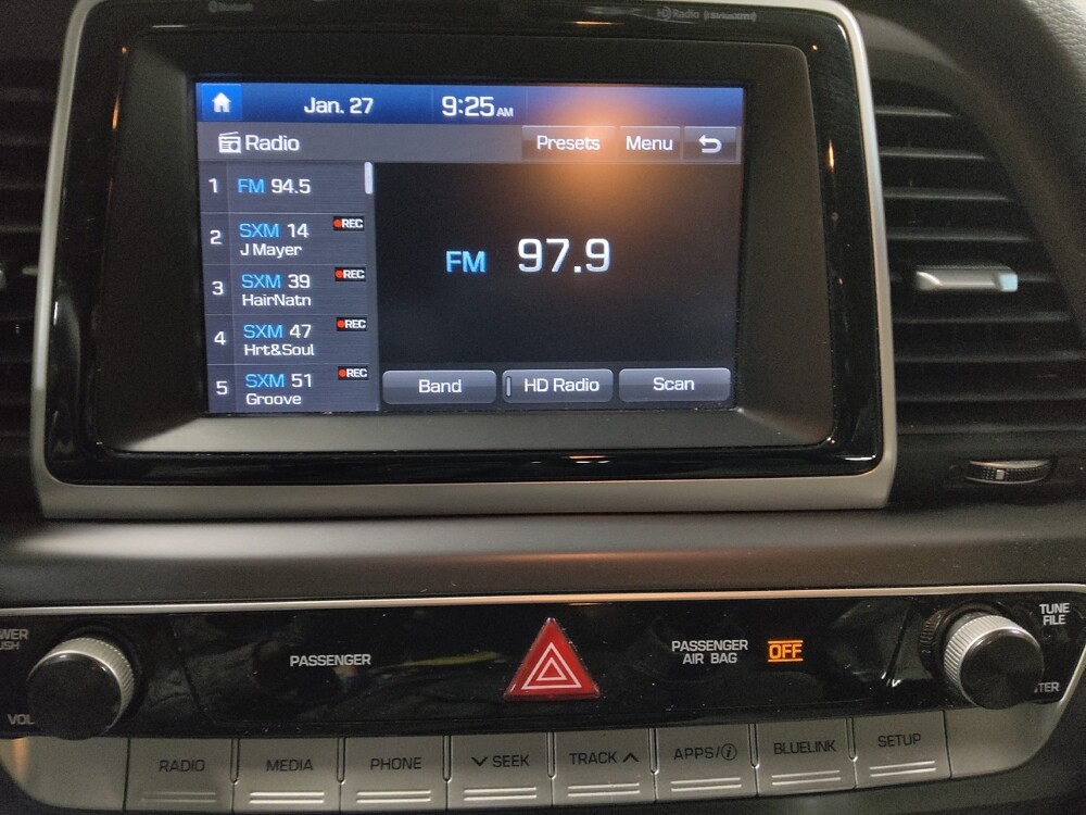 2018 Hyundai Sonata in Knoxville, TN 37923 - 18099906 25