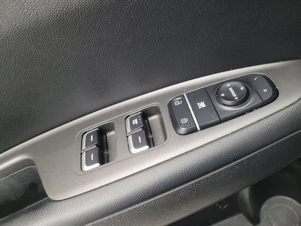 2018 Kia Optima in Memphis, TN 38115 - 18099914 27