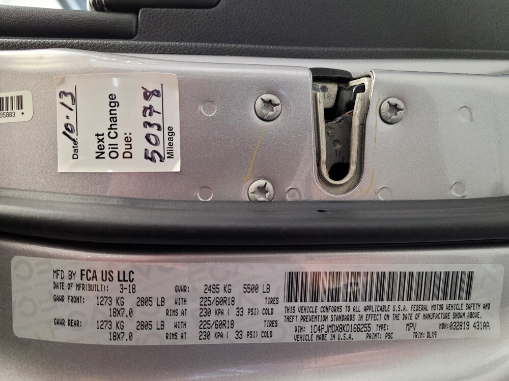 2019 Jeep Cherokee in Downey, CA 90241 - 18099923 33