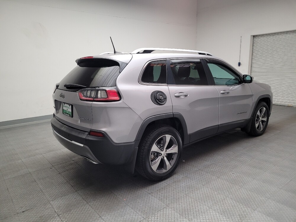 2019 Jeep Cherokee in Downey, CA 90241 - 18099923 9