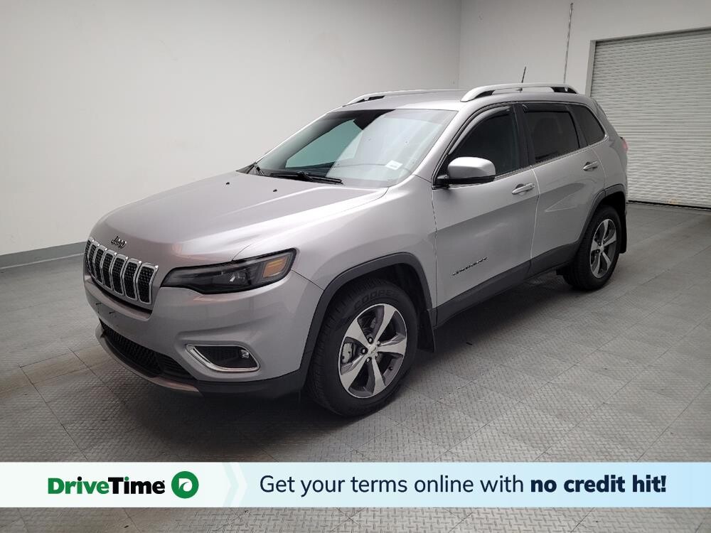 2019 Jeep Cherokee in Downey, CA 90241 - 18099923