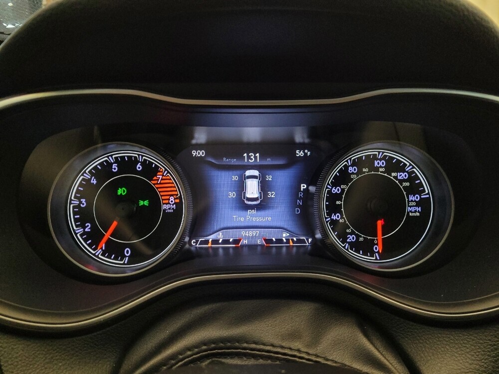 2019 Jeep Cherokee in Downey, CA 90241 - 18099923 23