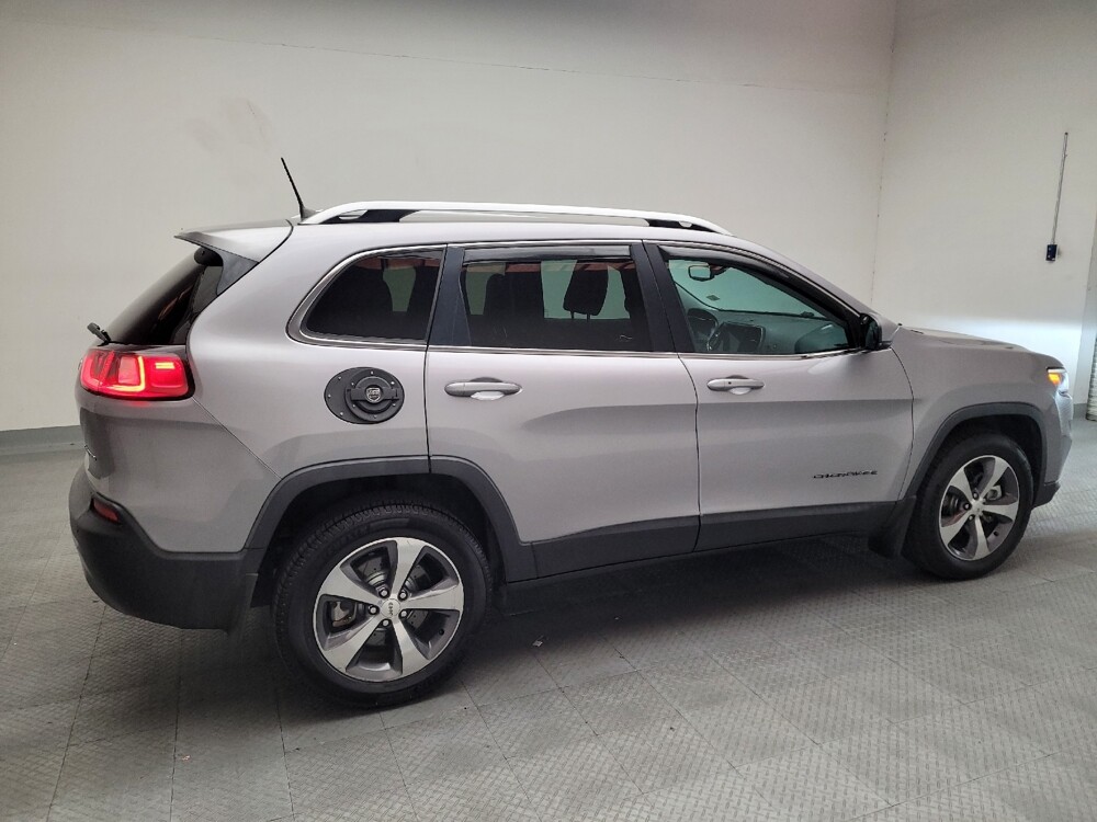 2019 Jeep Cherokee in Downey, CA 90241 - 18099923 10