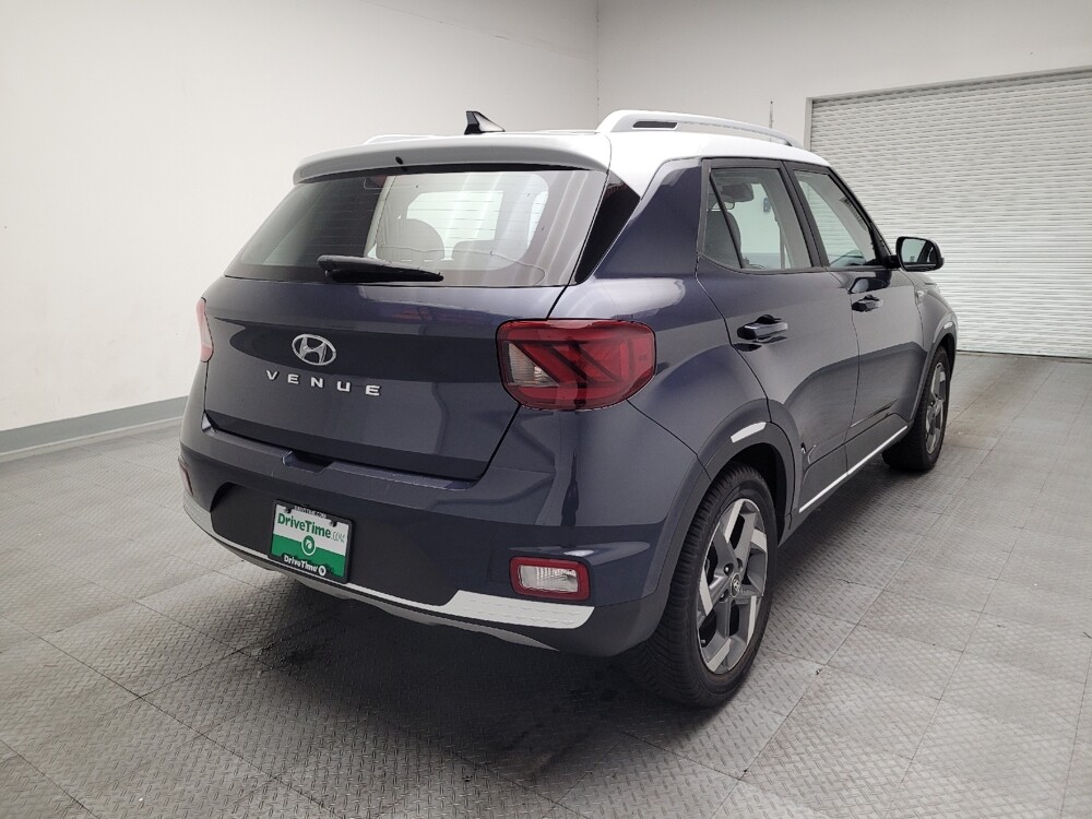 2020 Hyundai Venue in El Cajon, CA 92020 - 18099924 7