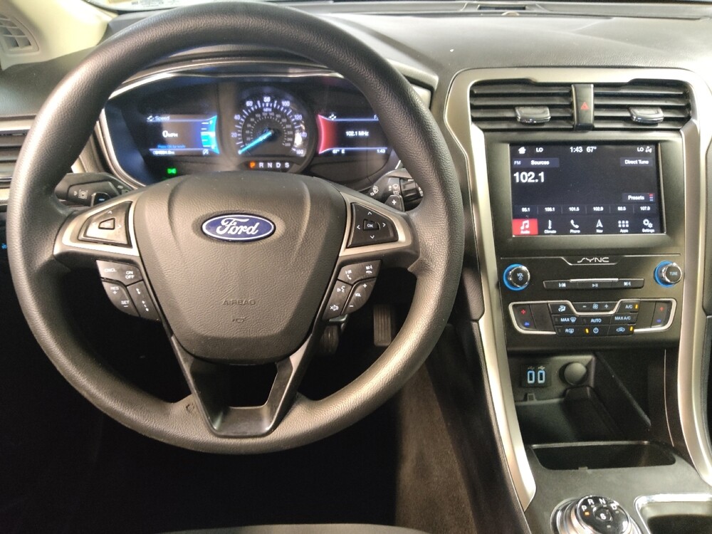 2019 Ford Fusion in Fort Myers, FL 33907 - 18099928 22