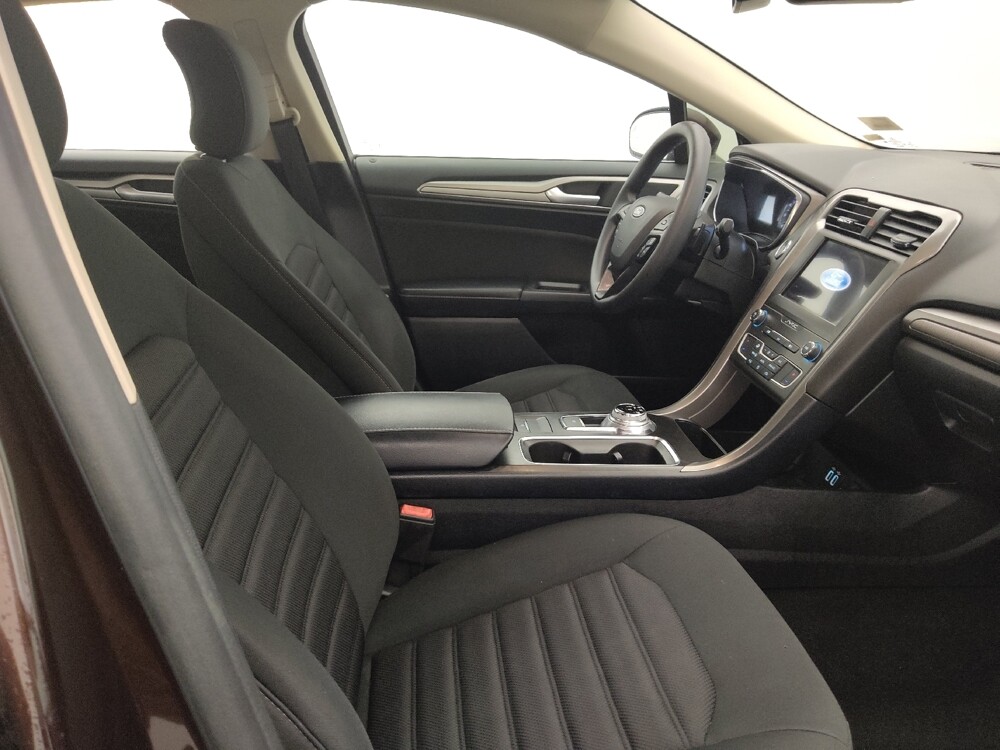 2019 Ford Fusion in Fort Myers, FL 33907 - 18099928 21