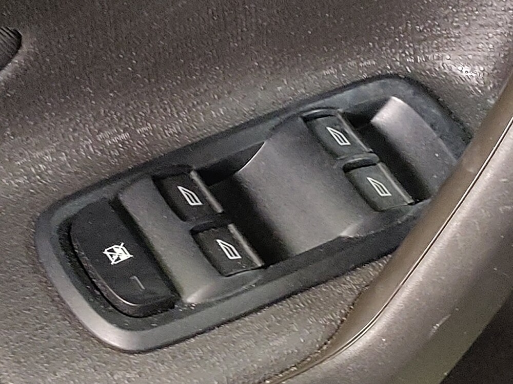 2017 Ford Fiesta in Bradenton, FL 34207 - 18099929 27