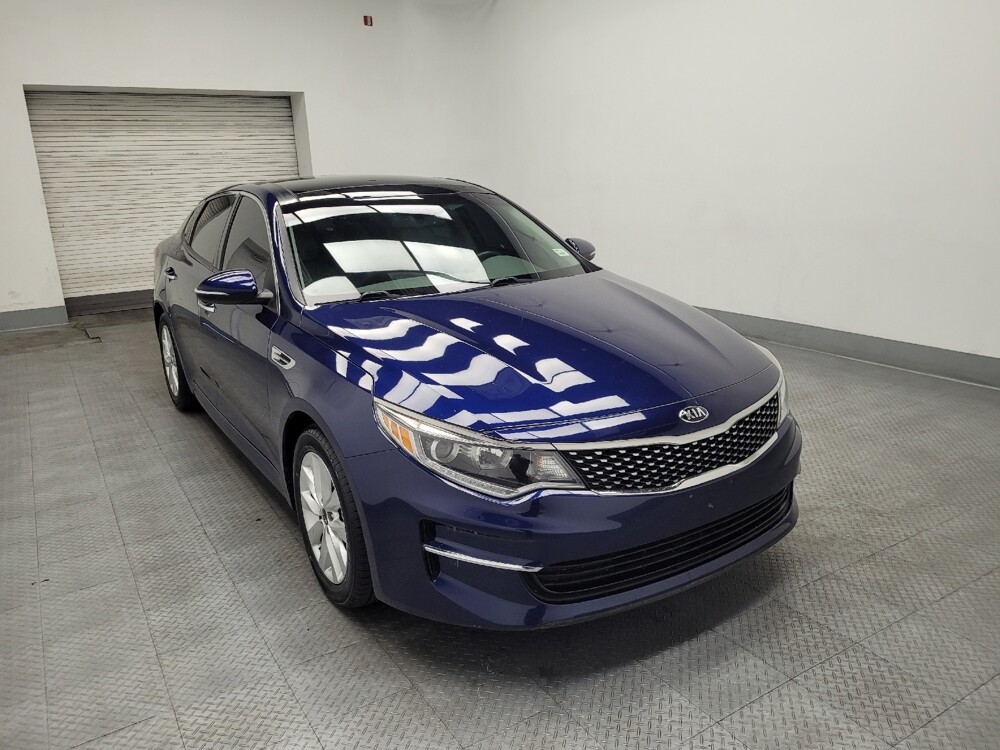 2018 Kia Optima in Las Vegas, NV 89104 - 18099930 13