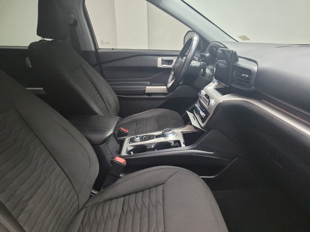2021 Ford Explorer in Eastpointe, MI 48021 - 18099932 21