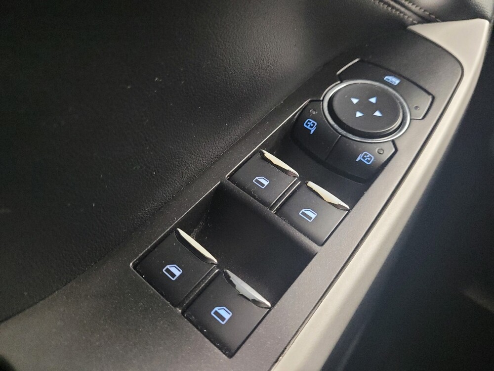 2021 Ford Explorer in Eastpointe, MI 48021 - 18099932 27