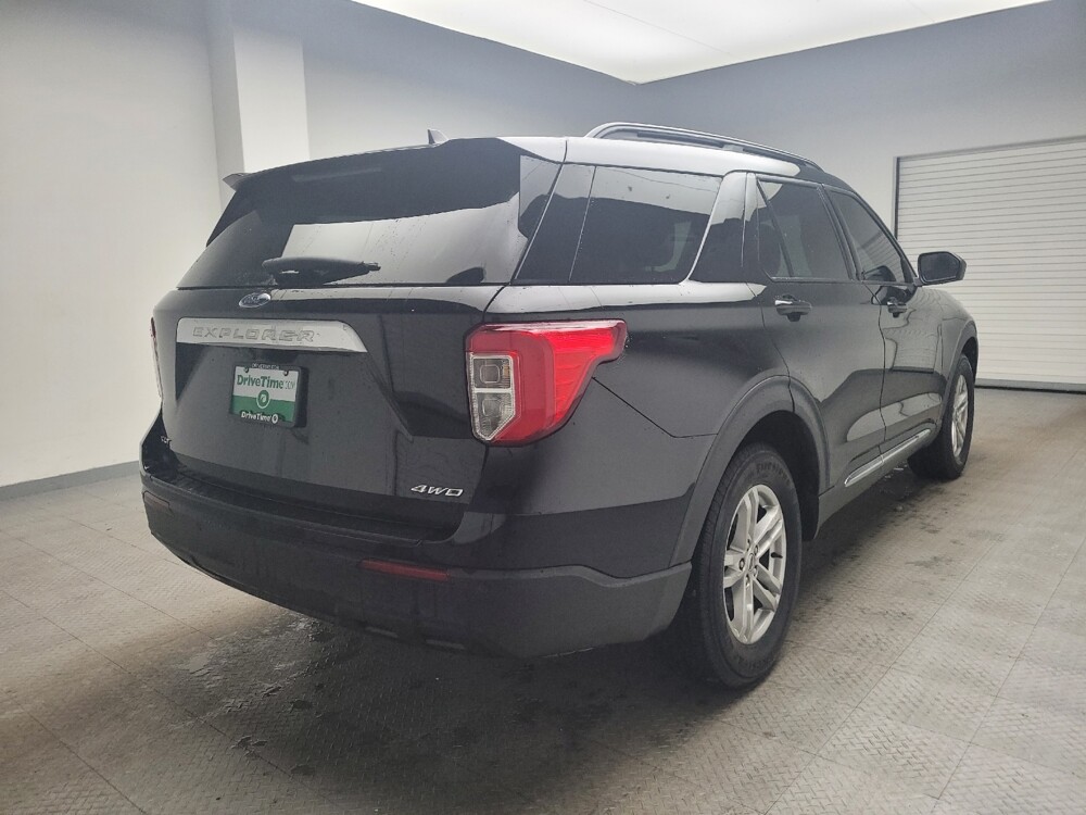 2021 Ford Explorer in Eastpointe, MI 48021 - 18099932 9