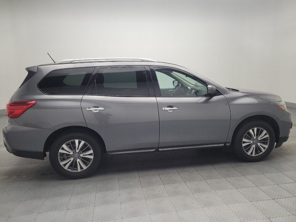 2018 Nissan Pathfinder in Conyers, GA 30094 - 18099945 10