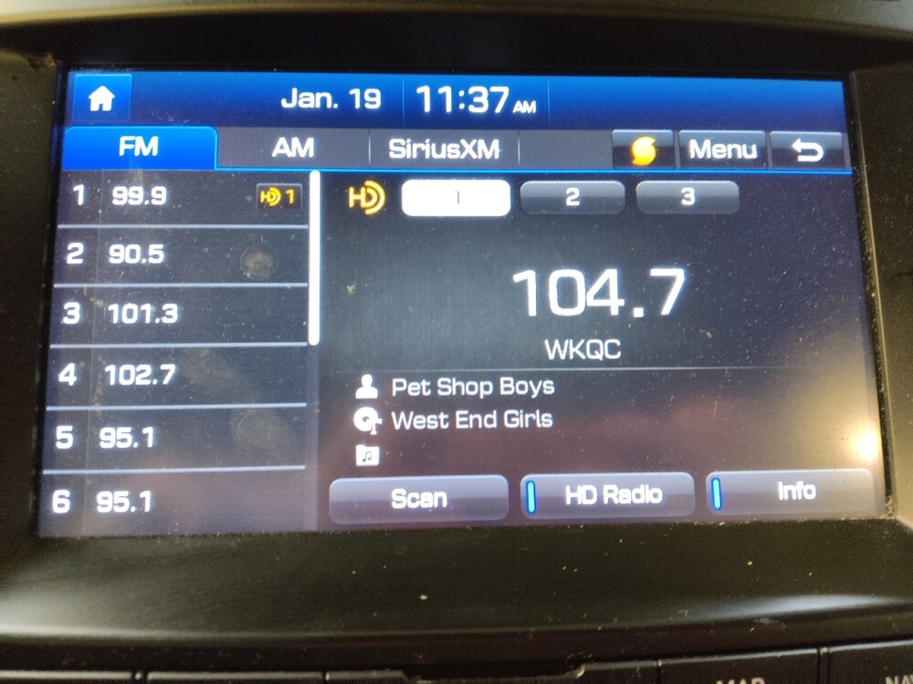 2018 Hyundai Santa Fe in Greenville, SC 29607 - 18099946 25