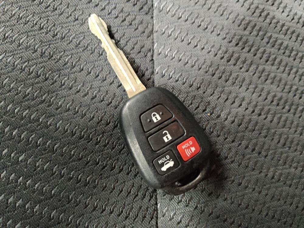 2017 Toyota Camry in Columbia, SC 29210 - 18099947 32