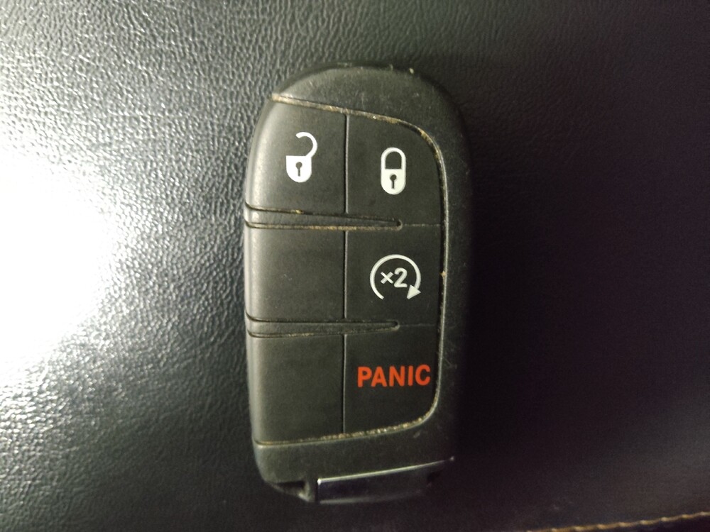 2018 Jeep Compass in Conyers, GA 30094 - 18099949 32