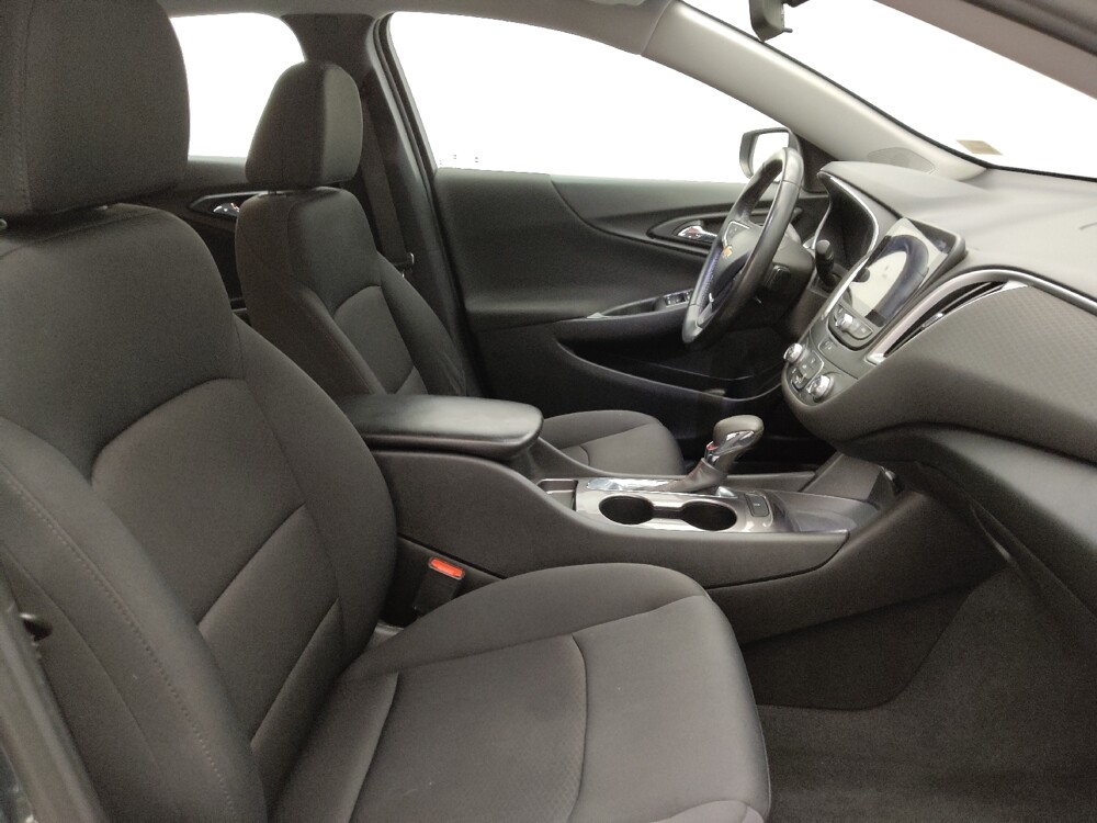 2021 Chevrolet Malibu in Colorado Springs, CO 80909 - 18099950 21