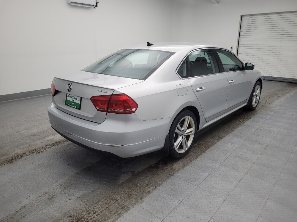 2015 Volkswagen Passat in Columbus, OH 43228 - 18099951 9