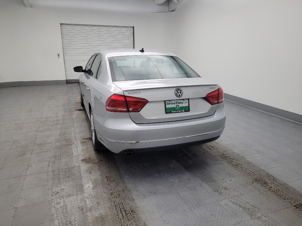 2015 Volkswagen Passat in Columbus, OH 43228 - 18099951 6