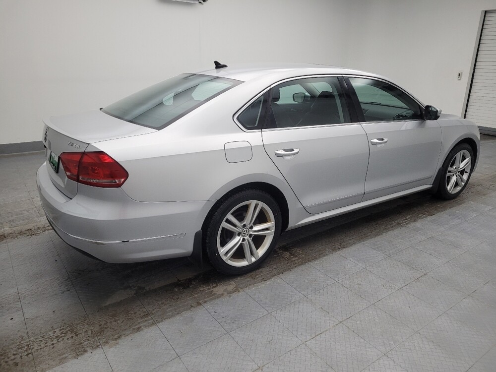 2015 Volkswagen Passat in Columbus, OH 43228 - 18099951 10
