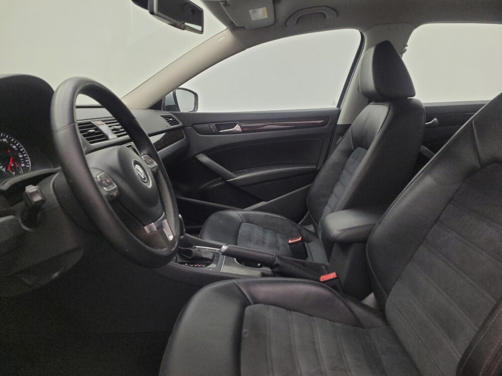 2015 Volkswagen Passat in Columbus, OH 43228 - 18099951 17