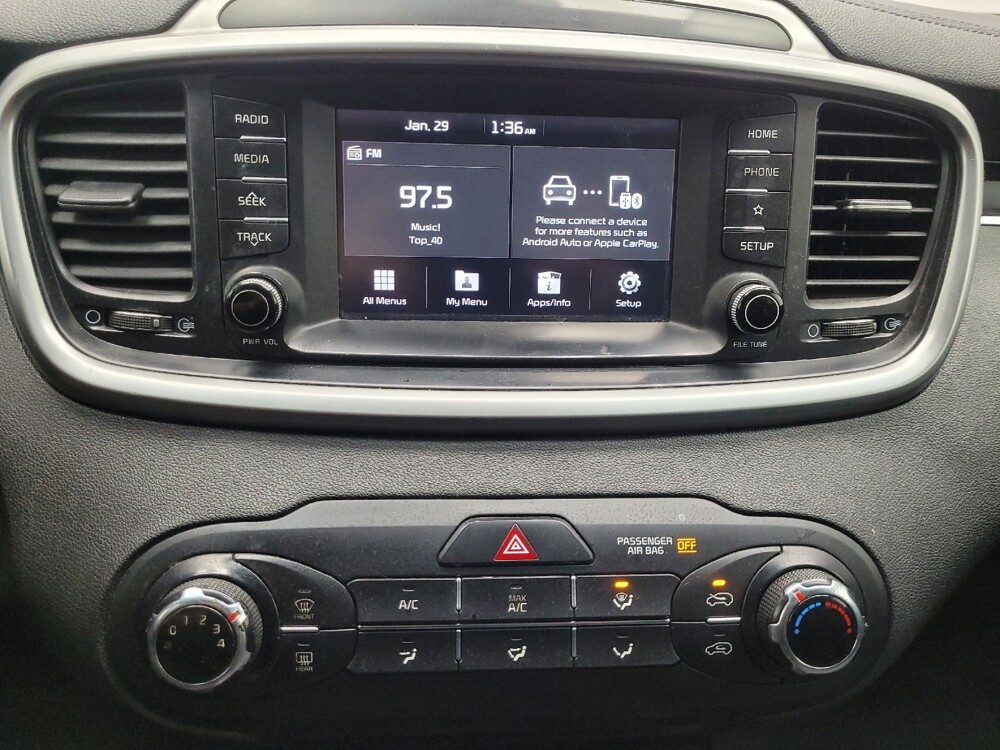 2020 Kia Sorento in Las Vegas, NV 89102 - 18099954 25