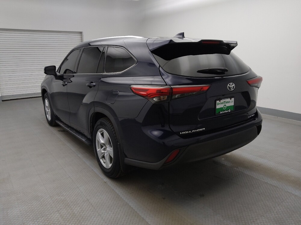 2021 Toyota Highlander in Lakewood, CO 80215 - 18099967 5