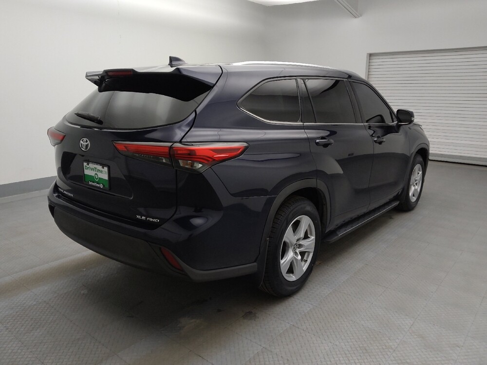 2021 Toyota Highlander in Lakewood, CO 80215 - 18099967 9