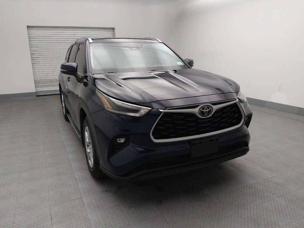 2021 Toyota Highlander in Lakewood, CO 80215 - 18099967 14