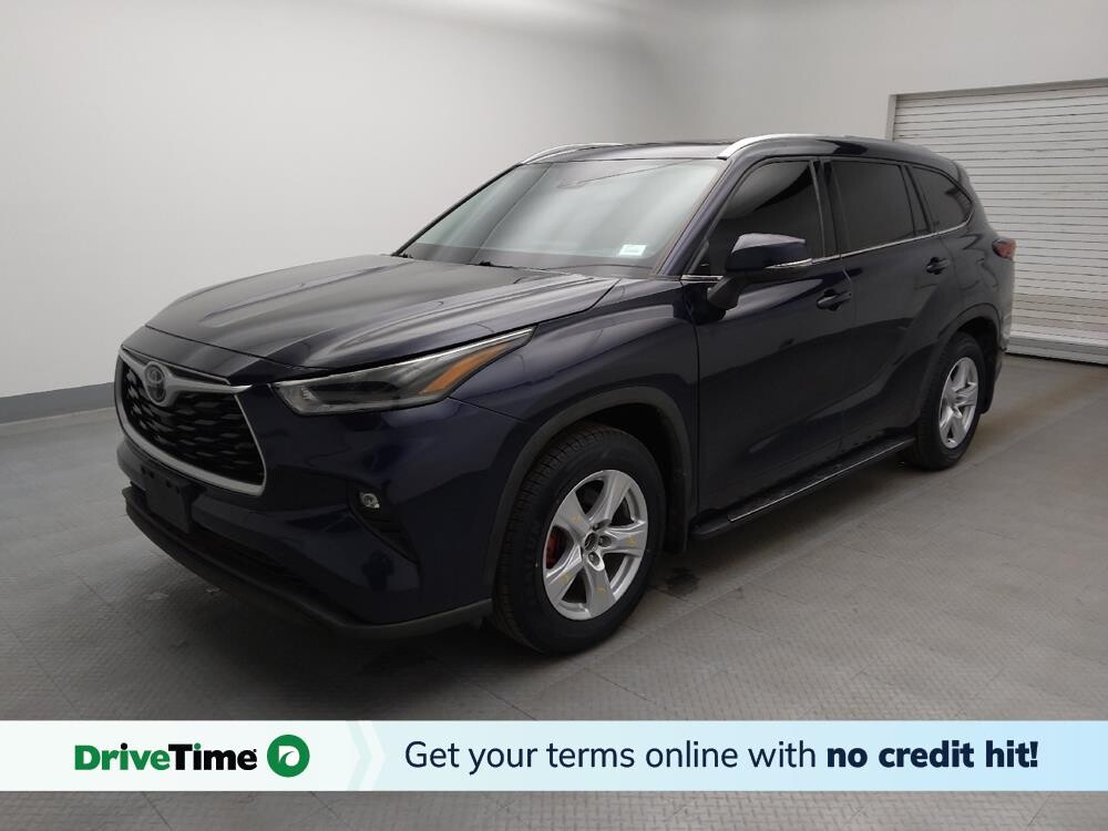 2021 Toyota Highlander in Lakewood, CO 80215 - 18099967