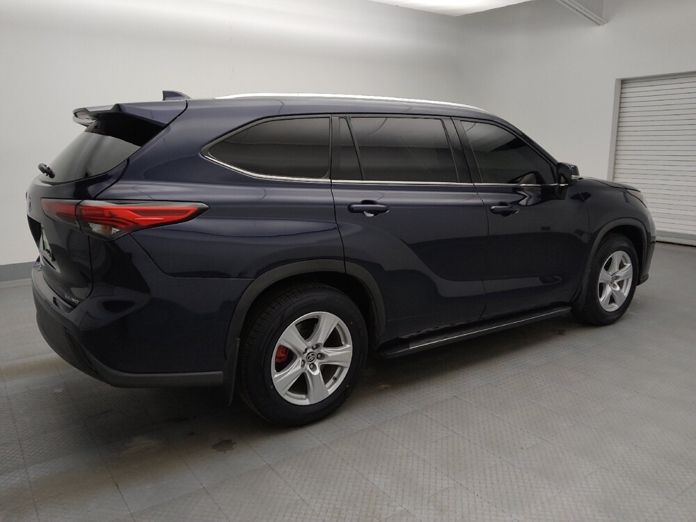 2021 Toyota Highlander in Lakewood, CO 80215 - 18099967 10