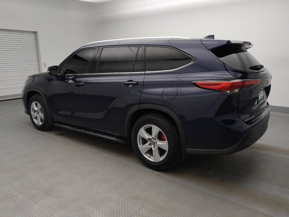 2021 Toyota Highlander in Lakewood, CO 80215 - 18099967 3