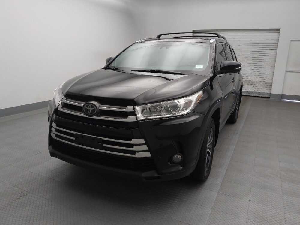 2018 Toyota Highlander in Lakewood, CO 80215 - 18099968 15
