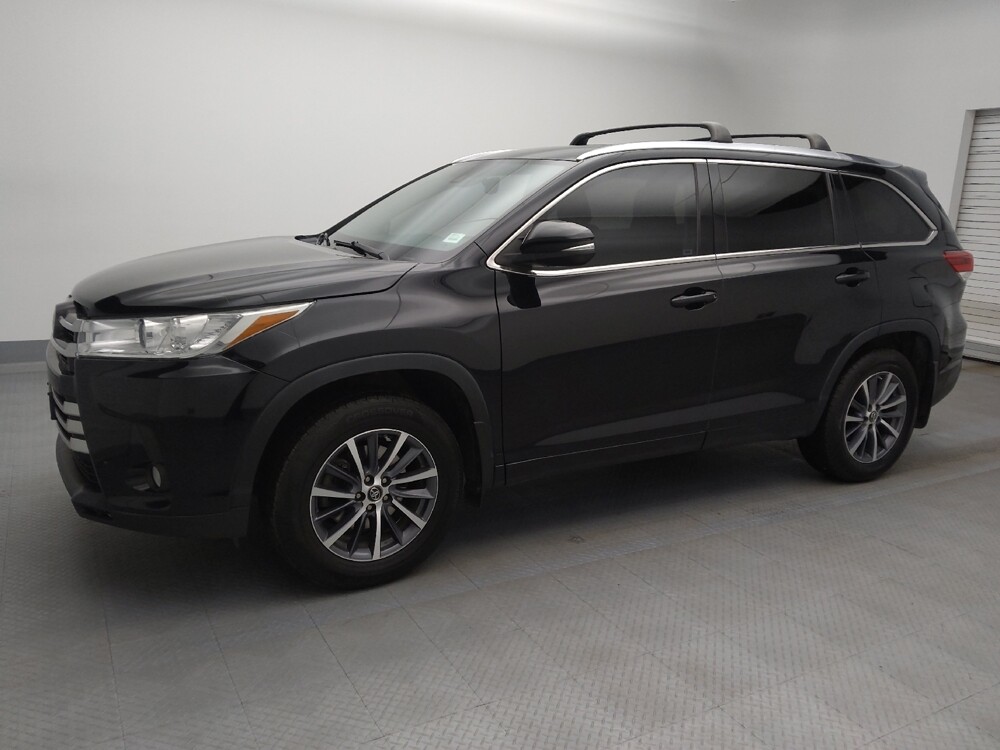2018 Toyota Highlander in Lakewood, CO 80215 - 18099968 2