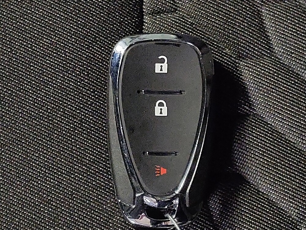 2020 Chevrolet Equinox in Metairie, LA 70006 - 18099975 32