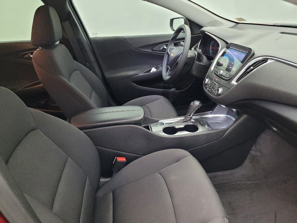 2019 Chevrolet Malibu in Metairie, LA 70006 - 18099979 21